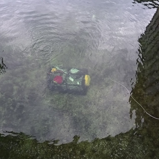 Testing av TrapFinder med råtnetråd som utløser – uten elektronikk.